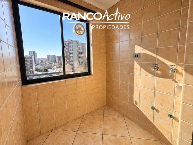 Arriendo Depto. Duplex 3 dorm con gran terraza en Concepción - Imagen 11
