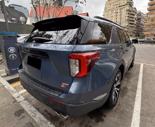 FORD EXPLORER ST 4WD 3.0 AT 2021 - Imagen 2