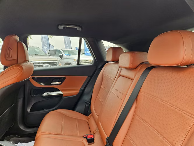 Mercedes-benz Glc 200 2.0 4MATIC 4X4 AT 5P 2025 - Imagen 19