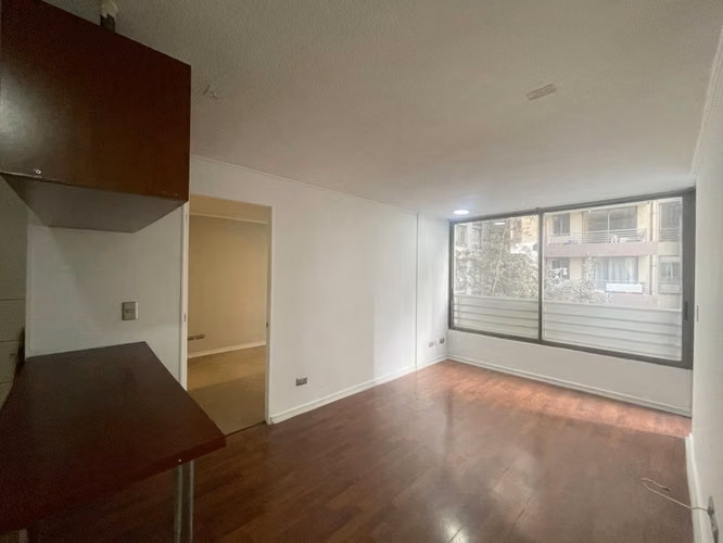 ARRIENDO DEPTO 2DORM Y 2 BAÑOS METRO