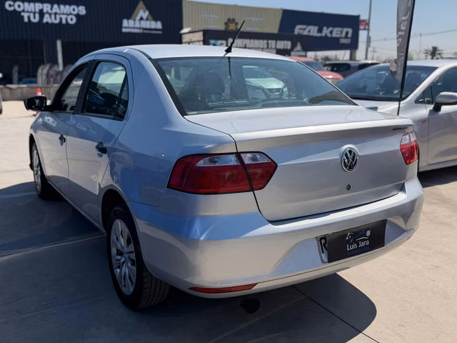 VOLKSWAGEN VOYAGE - Imagen 4
