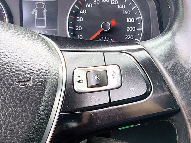 VOLKSWAGEN AMAROK 2023 - Imagen 14