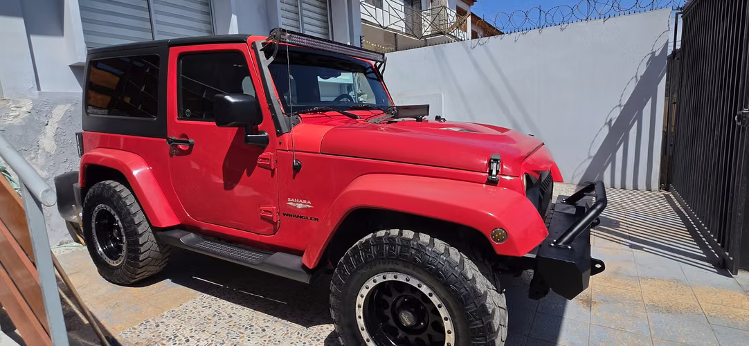 VENDO JEEP WRANGLER SAHARA - Imagen 3