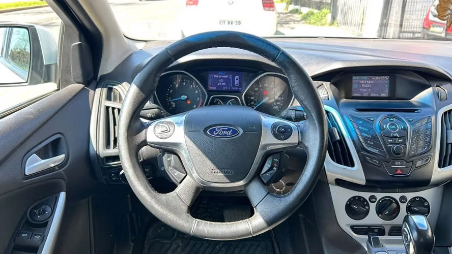 Ford Focus 2.0 SE 4X2 AT 4P (2013)