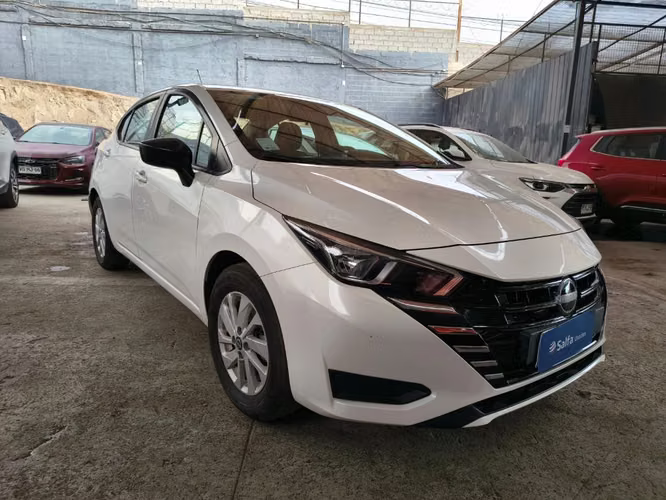 Nissan Versa SENSE 1.6 MT 4X2 2025 - Imagen 3