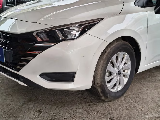 Nissan Versa SENSE 1.6 MT 4X2 2025 - Imagen 8