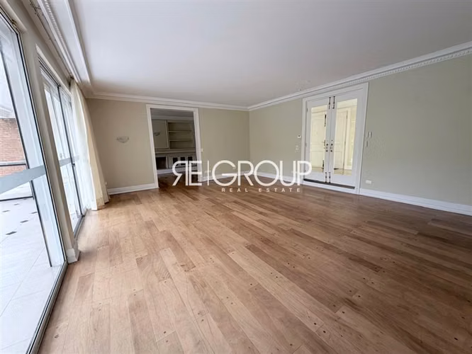 Casa en venta de 6 dorm. en Lo Barnechea - Imagen 3
