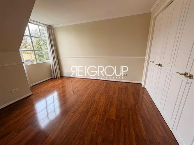 Casa en arriendo de 6 dorm. en Lo Barnechea - Imagen 26