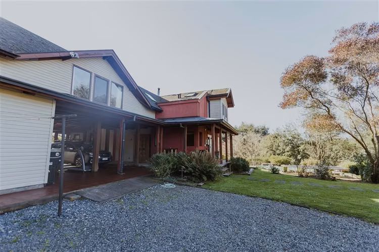 Se Arrienda Casa en Parcela 4D/4B, Piscina y Quincho, Osorno