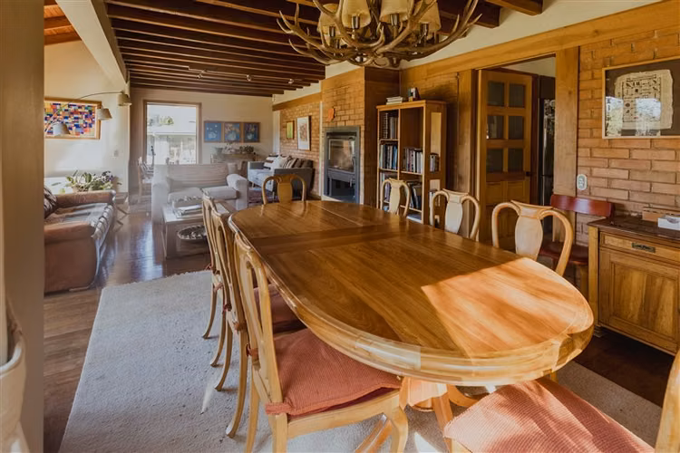 Se Arrienda Casa en Parcela 4D/4B, Piscina y Quincho, Osorno