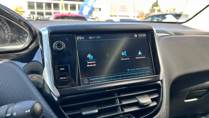 Peugeot 208 ALLURE PACK 1.6 BLUEHDI 100HP MT (2019)