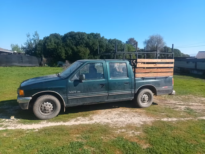 CAMIONETA DOBLE CABINA ,CARGA 1780KG. - Imagen 2