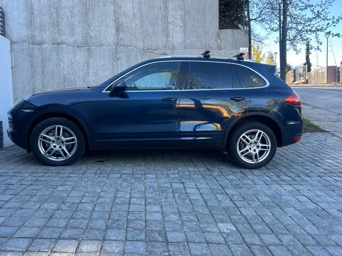 Porsche Cayenne S, año 2013 - Imagen 3