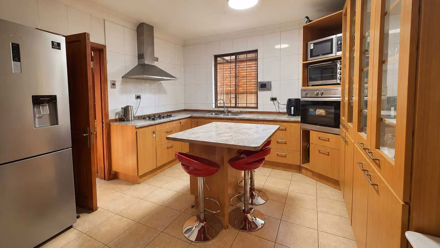 Acogedora Casa con Excelente Vista (182973) - Imagen 8