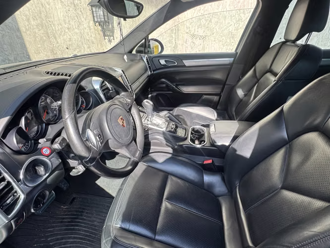 Porsche Cayenne S, año 2013 - Imagen 10