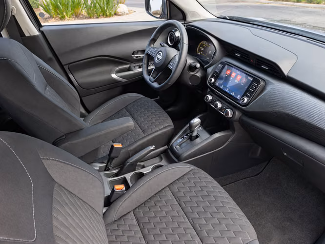 NISSAN KICKS NCF ADVANCE CVT - 2024 | 4640 - Imagen 12