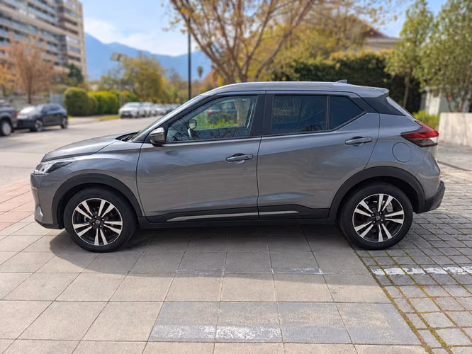 NISSAN KICKS NCF ADVANCE CVT - 2024 | 4640 - Imagen 7