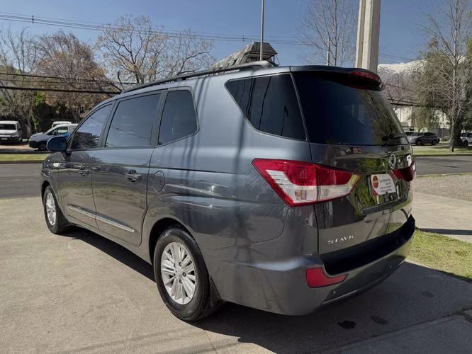 SSANGYONG STAVIC DIESEL 2.0 MEC 6 VEL SOLO 85.000 KM UNICO DUENO FULL DVD AIRE AIRBAG VER EN LAS CONDES 2014