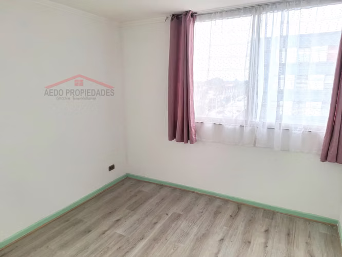 Se Arrienda Lindo Departamento, Condominio Puerta de Alcala 1, P12, comuna La Cruz.