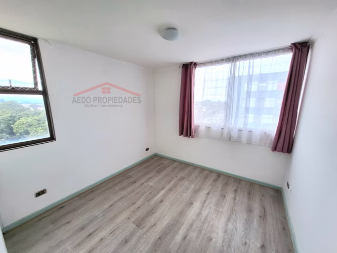 Se Arrienda Lindo Departamento, Condominio Puerta de Alcala 1, P12, comuna La Cruz.