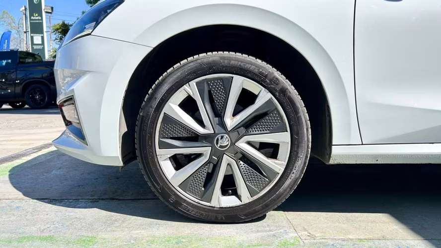 Skoda Fabia 1.0 TSI ACTIVE 4X2 HB MT 5P (2022)