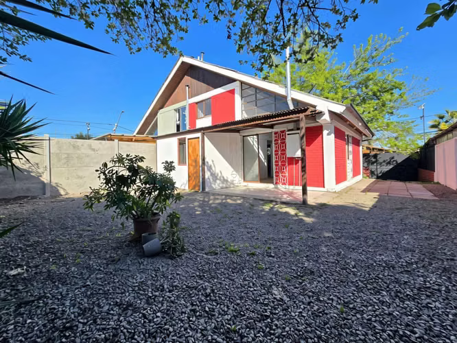 Amplia y luminosa casa en sector residencial (182984) - Imagen 26