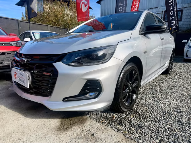CHEVROLET ONIX TURBO RS - Imagen 8