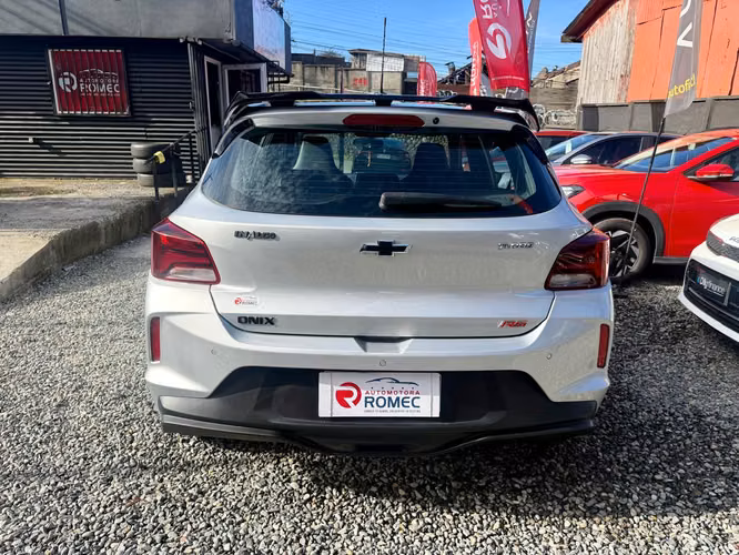 CHEVROLET ONIX TURBO RS - Imagen 4