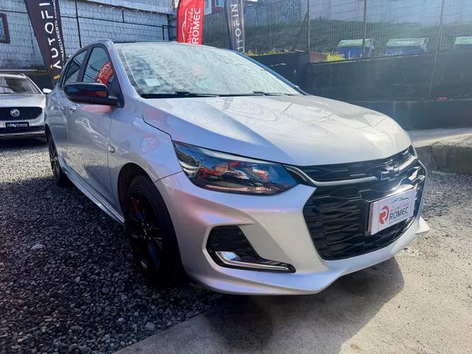 CHEVROLET ONIX TURBO RS - Imagen 2