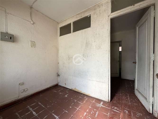 Amplia Casa en Inmejorable Ubicación Comercial.