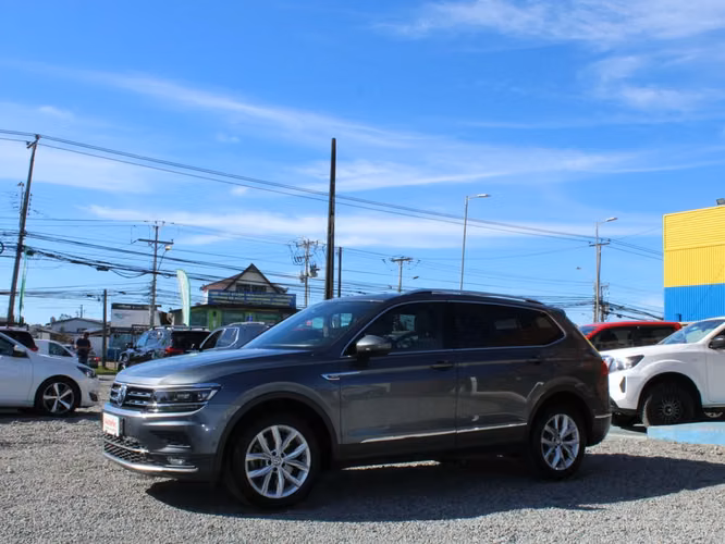 VOLKSWAGEN Tiguan 2.0 TSI 4MOTION AUTOMÁTICA 2019