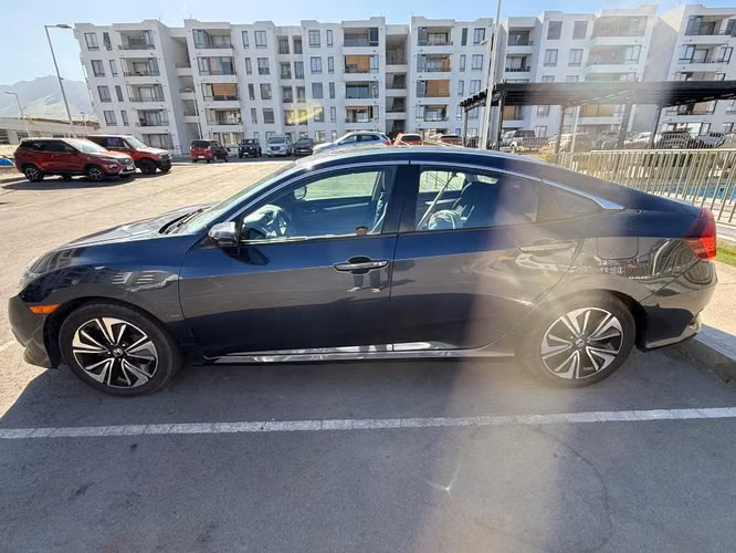 Honda civic 2018 - Imagen 3