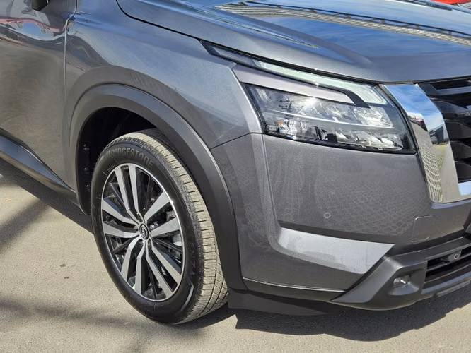 Nissan Pathfinder Advance Cvt 4wd 2026