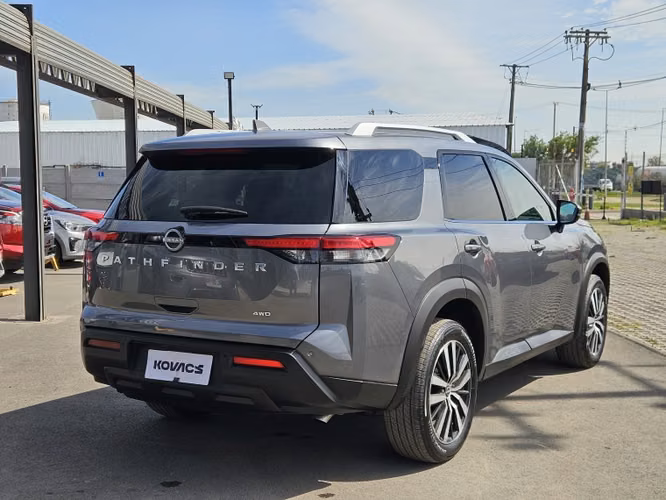 Nissan Pathfinder Advance Cvt 4wd 2026