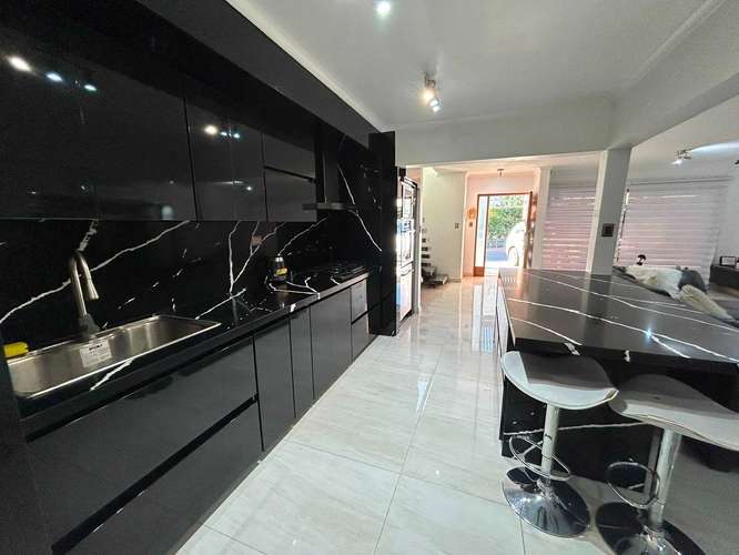 Vivienda Luminosa y Moderna en CONDOMINIO (182997)