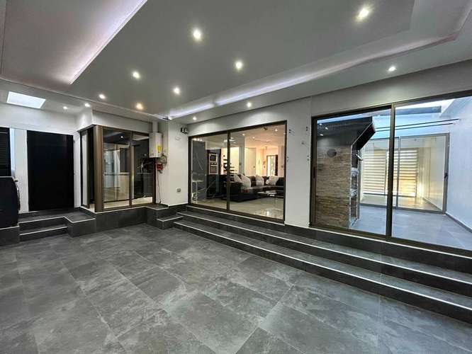 Vivienda Luminosa y Moderna en CONDOMINIO (182997)