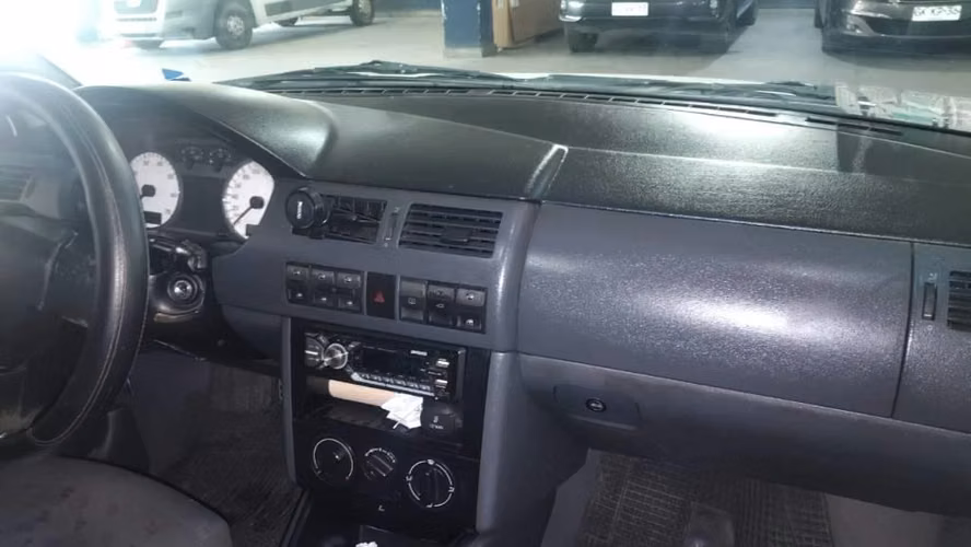 Vendemos Volkswagen Gol G3 Station 2005 - Imagen 3
