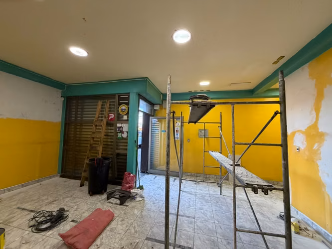 LOCAL COMERCIAL URUGUAY - LEÓN GALLO