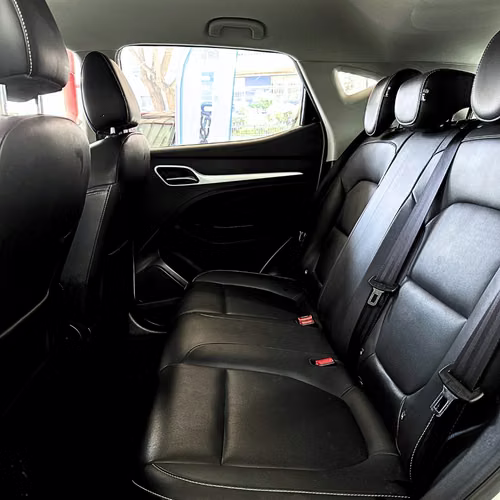 MG ZS STD 1.5 AT (2022) - Imagen 16