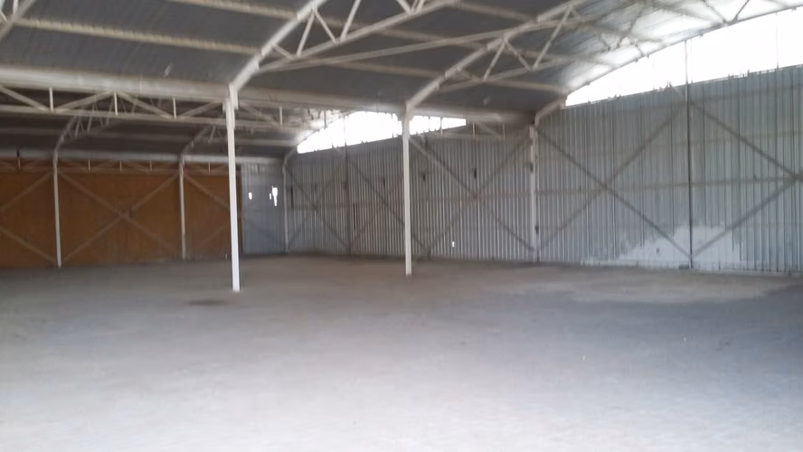 ARRIENDO  BODEGA 880M2 HTOS FAMILIARES  TALCAHUANO