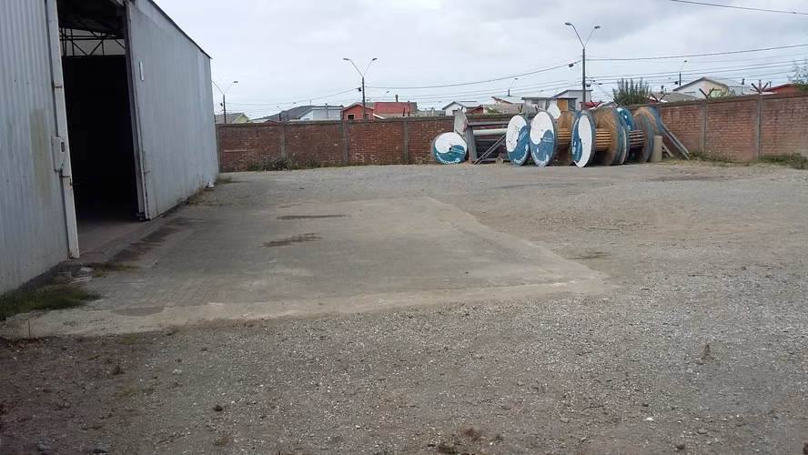 ARRIENDO  BODEGA 880M2 HTOS FAMILIARES  TALCAHUANO - Imagen 5