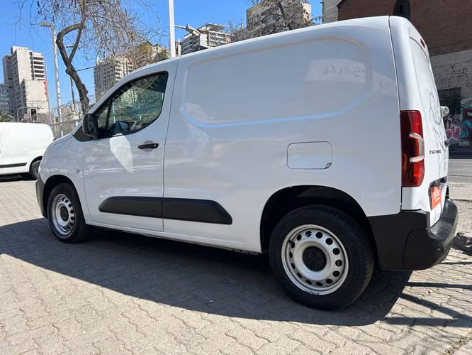 PEUGEOT PARTNER PARTNER L1 BLUEHDI 100 - 2023 | 4563 - Imagen 7