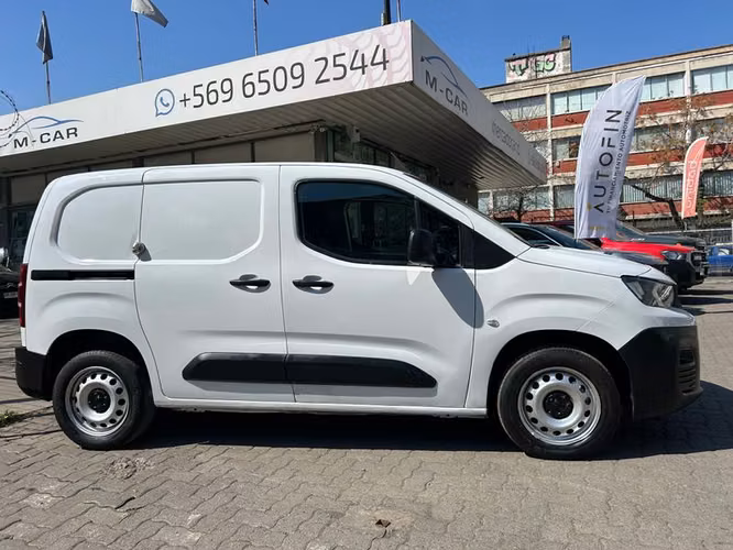 PEUGEOT PARTNER PARTNER L1 BLUEHDI 100 - 2023 | 4563 - Imagen 5