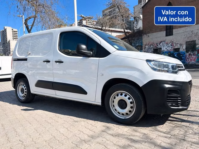 CITROEN BERLINGO BERLINGO 1.5 - 2023 | 4660