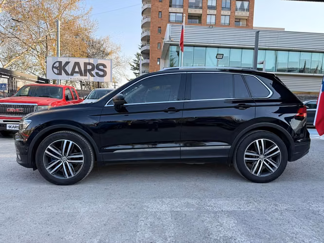 VOLKSWAGEN TIGUAN SPORT 2019 - Imagen 8