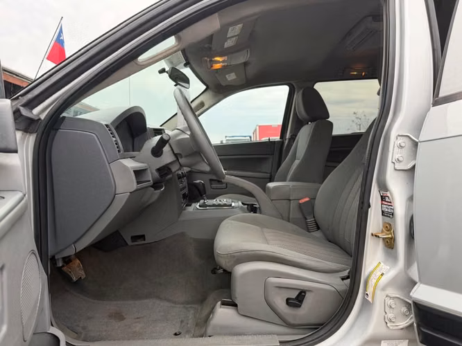 JEEP GRAND CHEROKEE LAREDO 3.7 4X4 2006