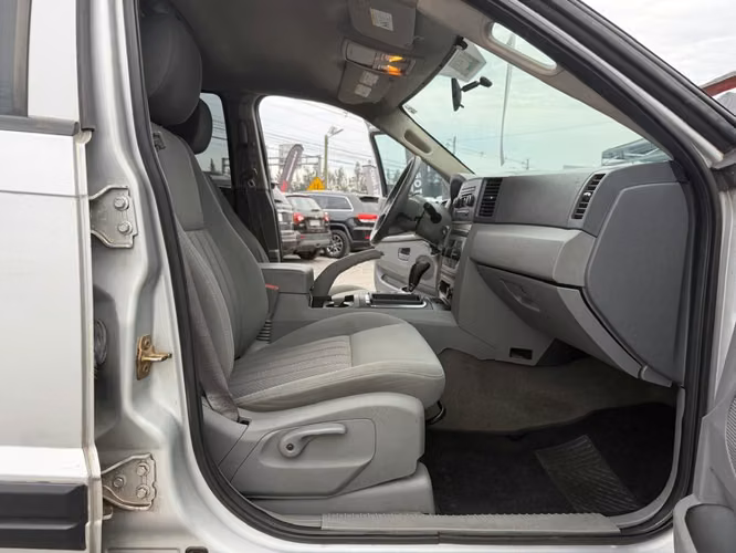 JEEP GRAND CHEROKEE LAREDO 3.7 4X4 2006