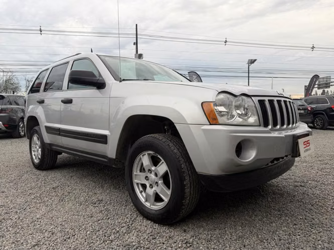 JEEP GRAND CHEROKEE LAREDO 3.7 4X4 2006