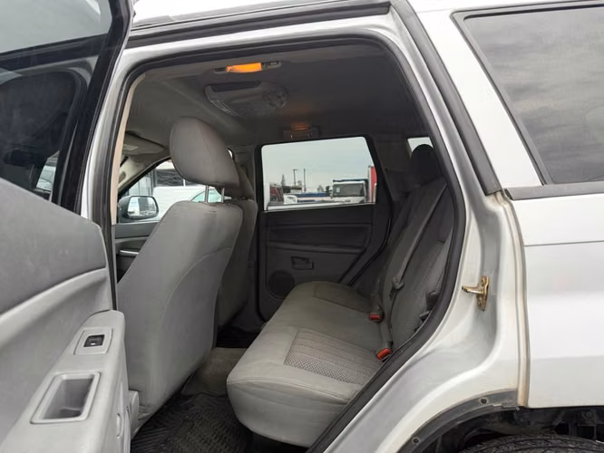 JEEP GRAND CHEROKEE LAREDO 3.7 4X4 2006