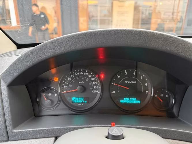 JEEP GRAND CHEROKEE LAREDO 3.7 4X4 2006